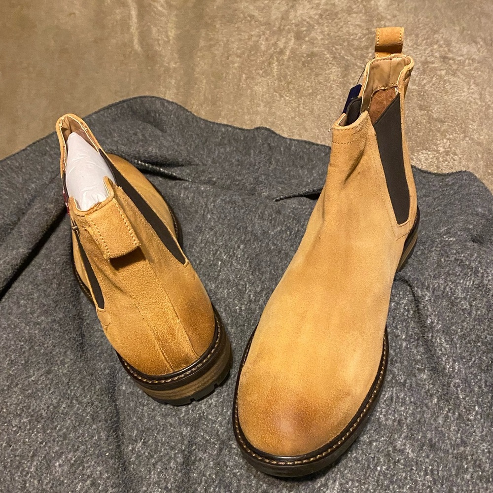 Levis Mens Keith Pull On Chelsea Ankle Boots Tan/ Brown Suede Size 13 M US (NWT) - Picture 5 of 11
